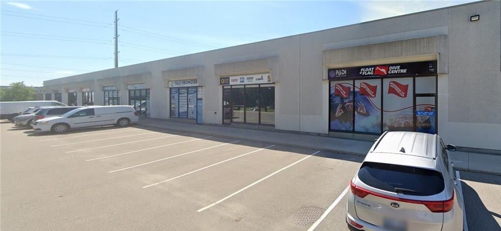 3245 Harvester Rd, Burlington, ON à louer Photo de l’immeuble– Image 1 sur 5