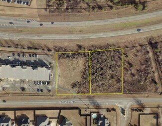 Plus de détails pour Russell Pkwy & Lakeview Rd, Warner Robins, GA - Terrain à vendre