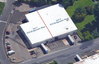Plus de détails pour 1574-1578 Bridgewater Rd, Bensalem, PA - Industriel/Logistique à louer