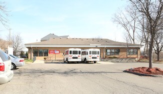 Plus de détails pour 38880 W 6 Mile Rd, Livonia, MI - Bureau/Local commercial à louer