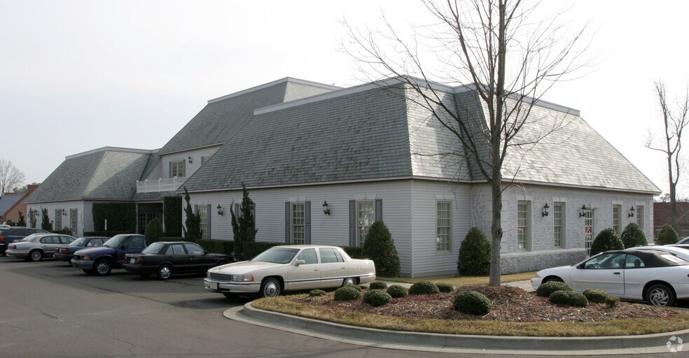 4323 Ben Franklin Blvd, Durham, NC à louer - Photo de l’immeuble – Image 3 sur 4