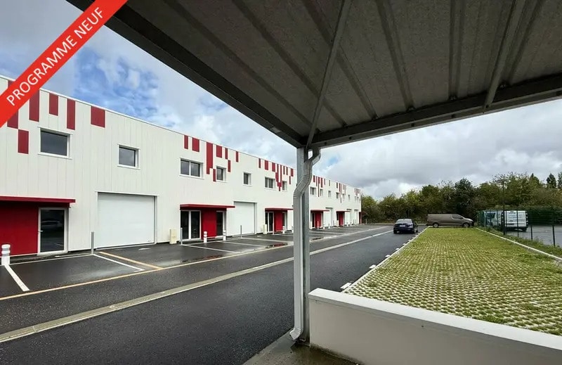 Local d'activités dans Nantes à vendre - Photo de l’immeuble – Image 2 sur 5