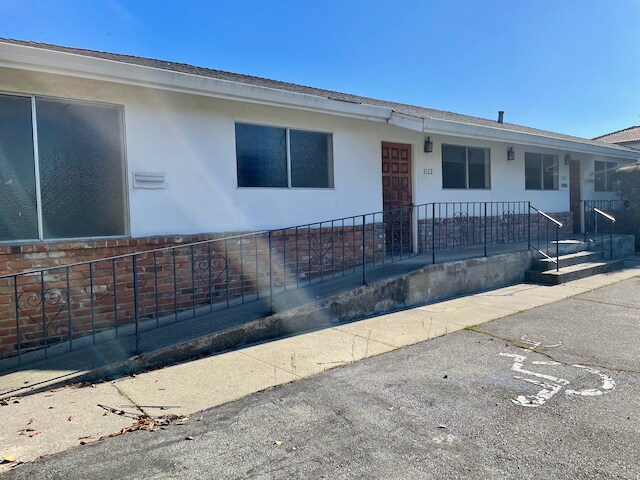 3120 Mission Dr, Santa Cruz, CA à louer - Photo de l’immeuble – Image 3 sur 4