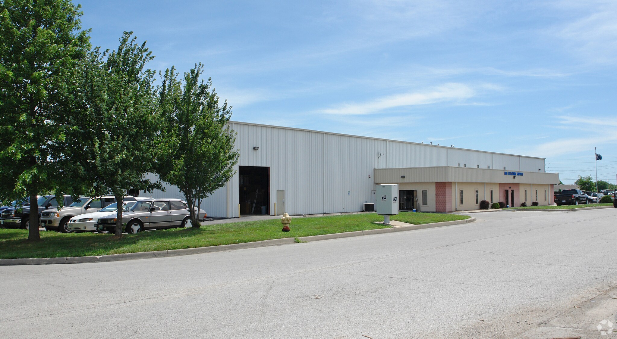 428 SE Fleetway Cir, Lees Summit, MO à louer Photo de l’immeuble– Image 1 sur 3