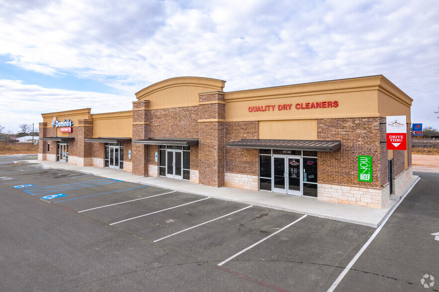 521 TX-214 Hwy, Denver City, TX à louer - Photo de l’immeuble – Image 1 sur 11