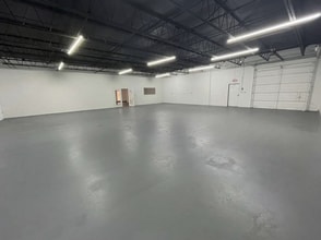 14605 49th St N, Clearwater, FL à louer Photo intérieure– Image 2 sur 4