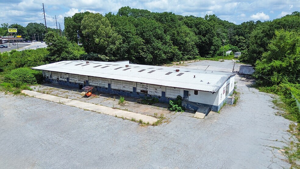 2810 Regina Dr NW, Atlanta, GA à louer - Photo de l’immeuble – Image 3 sur 8