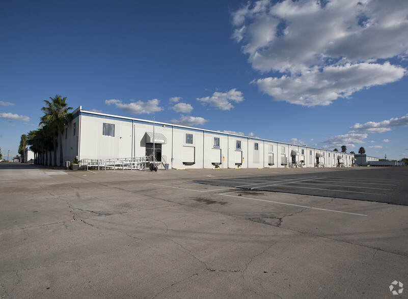 615 Elca Ln, Brownsville, TX à louer - Photo de l’immeuble – Image 3 sur 3