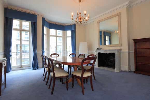 7 Stratton St, Londres à louer - Photo intérieure – Image 2 sur 24