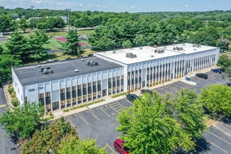 Plus de détails pour 1000 73rd St, West Des Moines, IA - Bureau à vendre