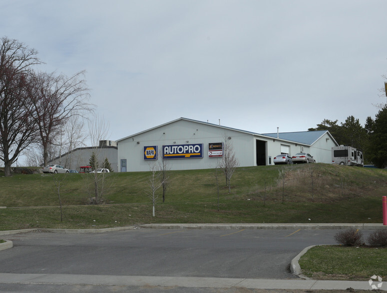 2724 Laurier St, Clarence-Rockland, ON à louer - Photo de l’immeuble – Image 2 sur 3