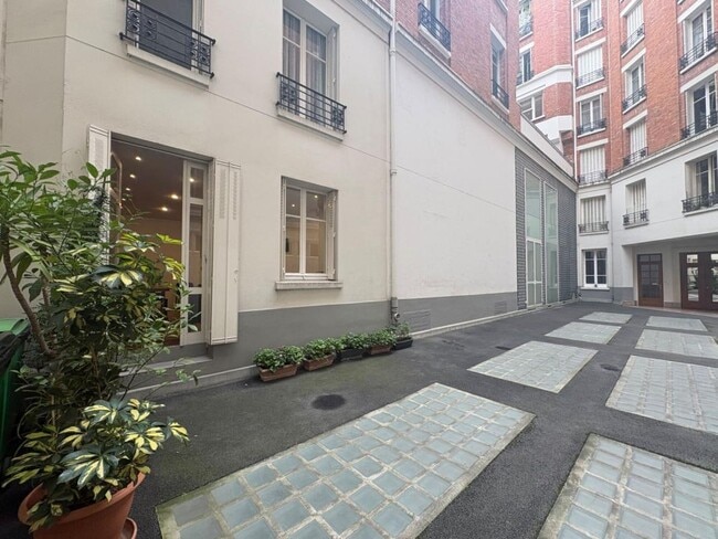 Plus de détails pour 3 Rue Du Vieux Colombier, Paris - Bureau à louer