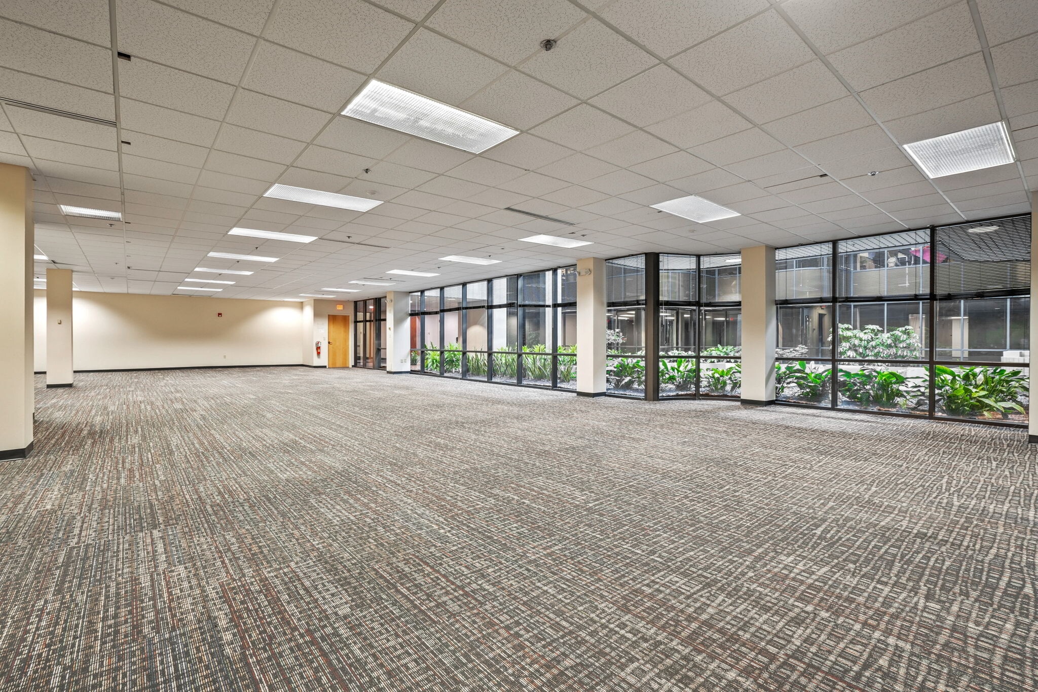 200 E Campus View Blvd, Columbus, OH à louer Photo intérieure– Image 1 sur 2
