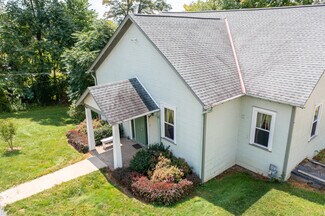 Plus de détails pour 2802 Conway Wallrose Rd, Baden, PA - Spécialisé à vendre