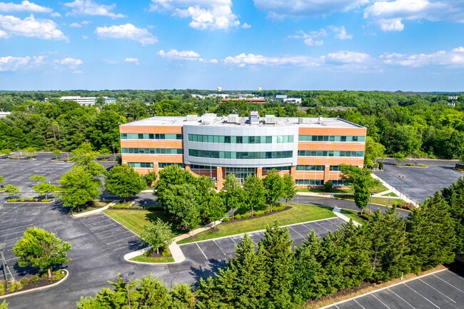 Plus de détails pour 100-250 Century Pky, Mount Laurel, NJ - Bureau à louer