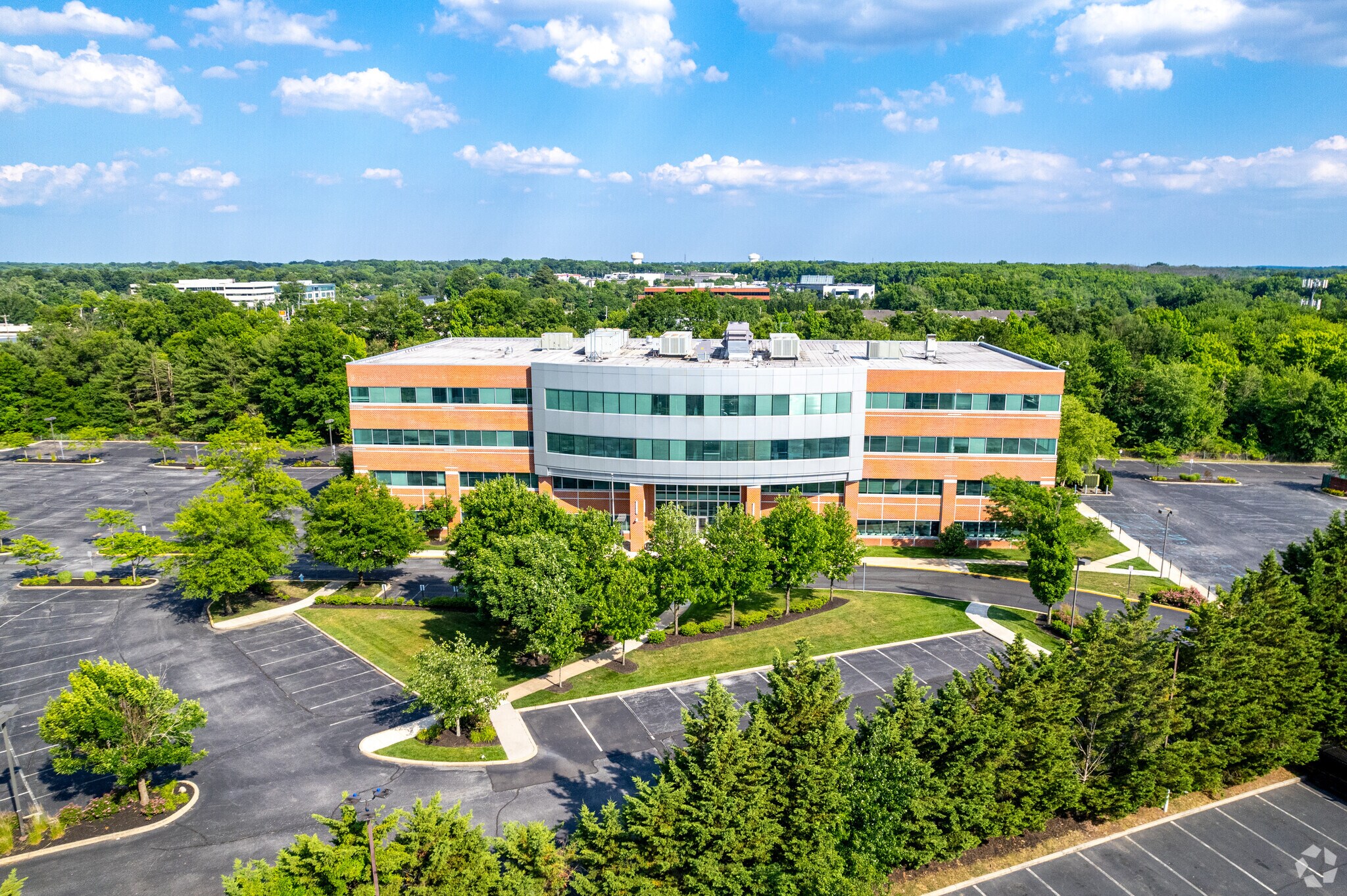 100-250 Century Pky, Mount Laurel, NJ à louer Photo de l’immeuble– Image 1 sur 20