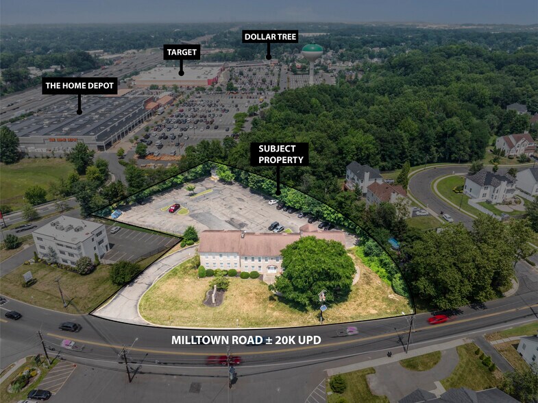 330 Milltown Rd, East Brunswick, NJ à louer - Photo de l’immeuble – Image 2 sur 12