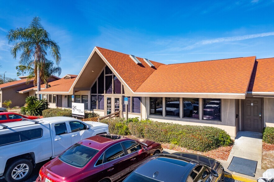 12029 Majestic Blvd, Hudson, FL à louer - Photo de l’immeuble – Image 3 sur 37