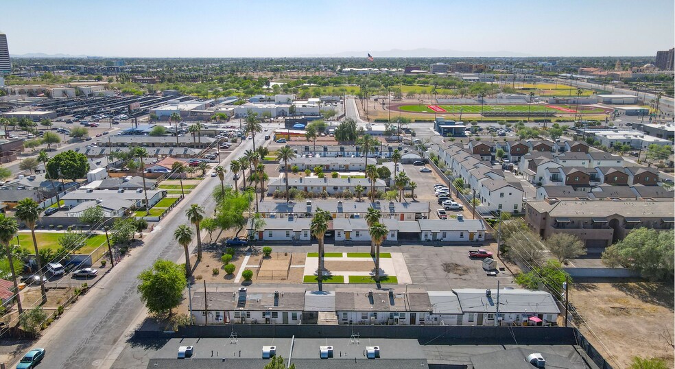 730-820 E Turney Ave, Phoenix, AZ à vendre - Photo de l’immeuble – Image 3 sur 14
