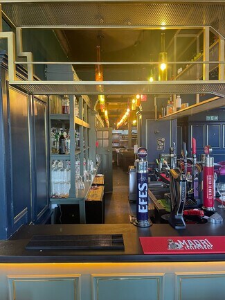 Plus de détails pour Kings Walk, Grays - Local commercial à louer