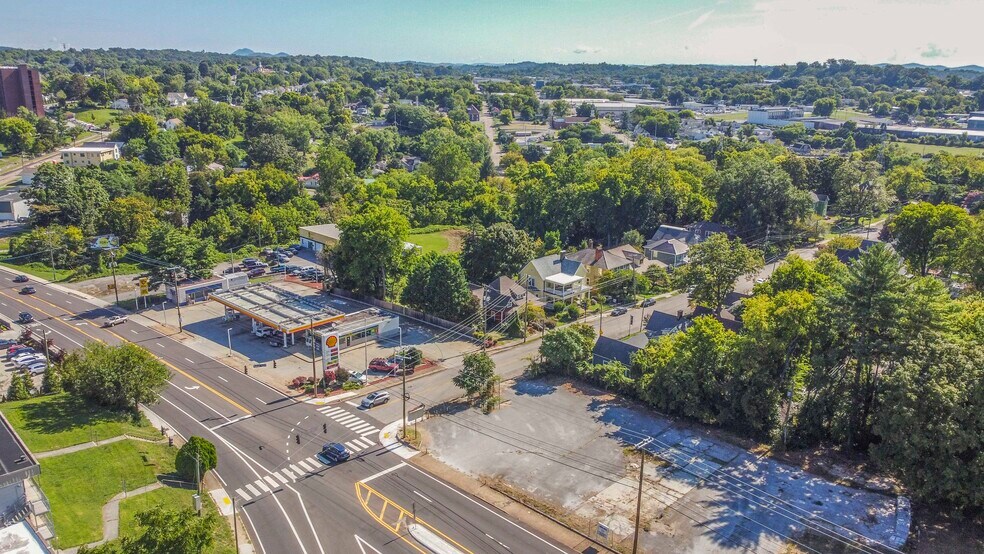 1620 N Broadway St, Knoxville, TN à vendre - Photo de l’immeuble – Image 2 sur 13