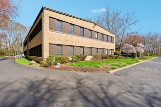 Plus de détails pour 12 Roszel Rd, Princeton, NJ - Bureau à vendre