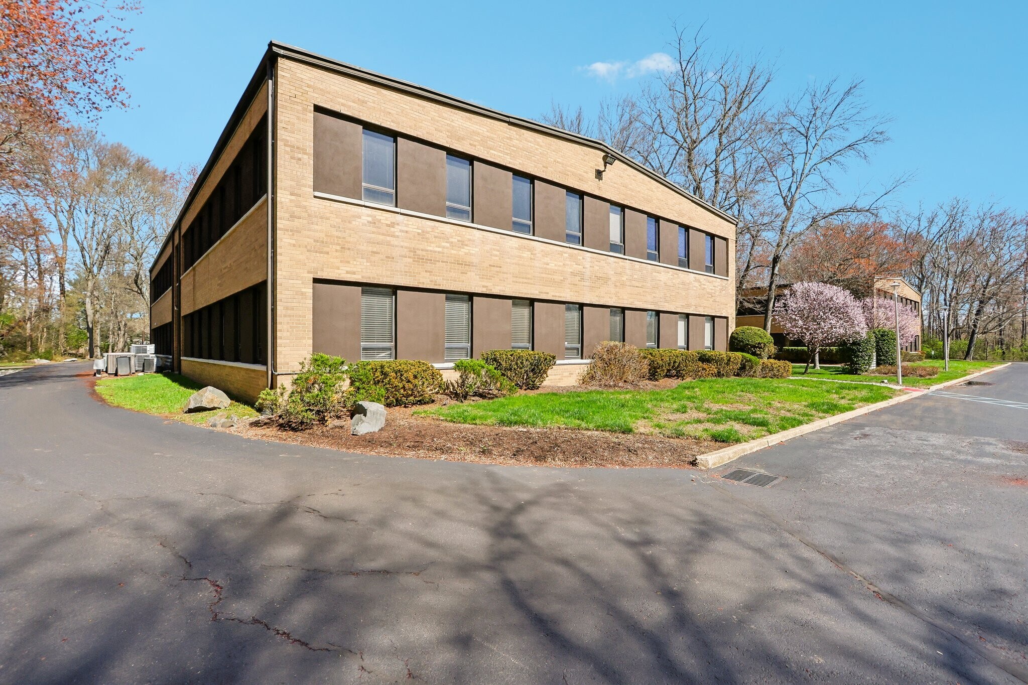 12 Roszel Rd, Princeton, NJ à vendre Photo de l’immeuble– Image 1 sur 8