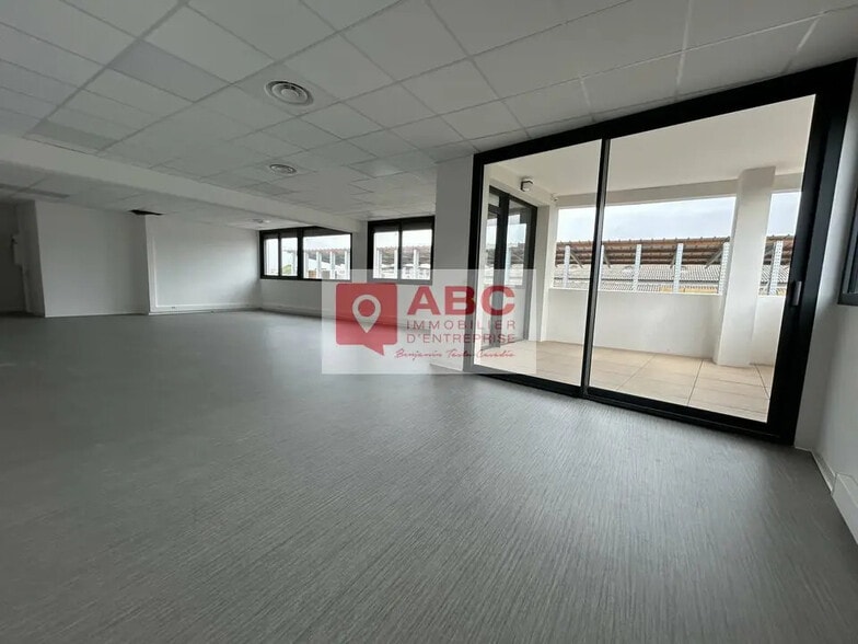 Bureau dans Lattes à louer - Photo de l’immeuble – Image 2 sur 4