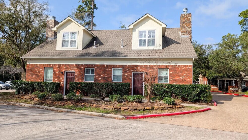 7 Grogans Park Dr, Spring, TX à vendre - Photo de l’immeuble – Image 3 sur 11