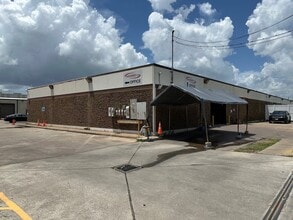 7803 Hansen Rd, Houston, TX à louer Photo intérieure– Image 1 sur 2