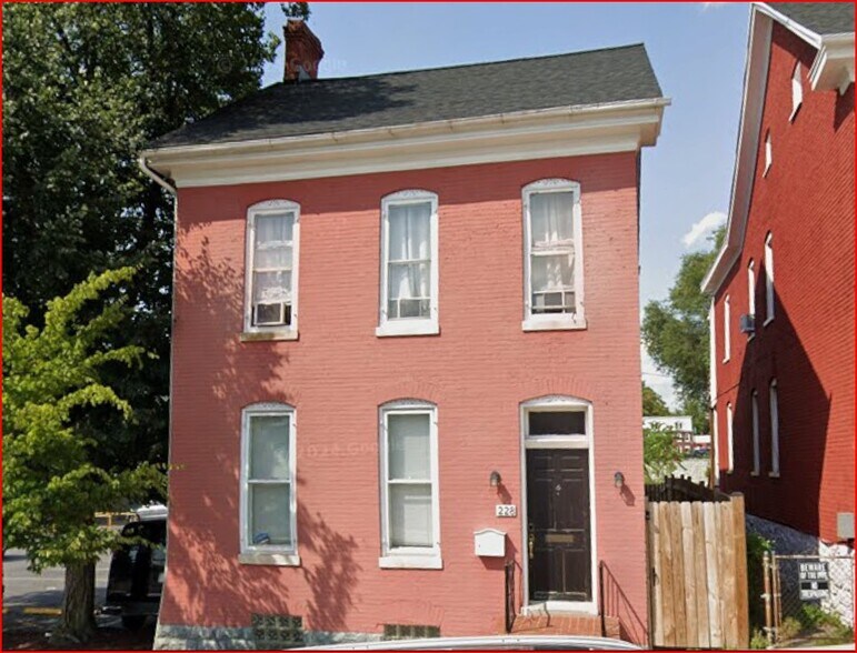 228 E Washington St, Hagerstown, MD à vendre - Photo de l’immeuble – Image 3 sur 46