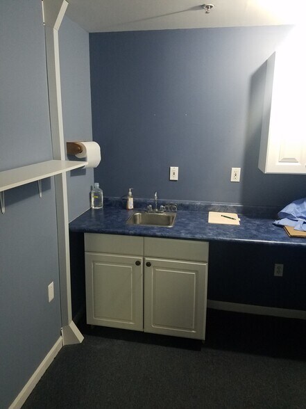 97 Bayard St, New Brunswick, NJ à louer - Photo de l’immeuble – Image 2 sur 7
