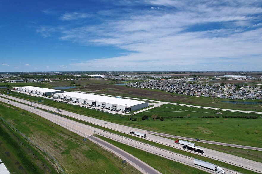 800 Commerce Parkway SW, Bondurant, IA à vendre - Aérien – Image 3 sur 5