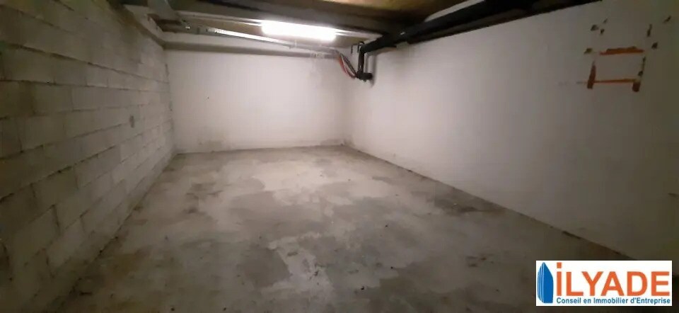 Industriel/Logistique dans Aix-en-Provence à louer - Photo de l’immeuble – Image 2 sur 2