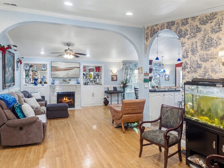 5000 Melvin Dr, Carmichael, CA à vendre - Photo de l’immeuble – Image 2 sur 7