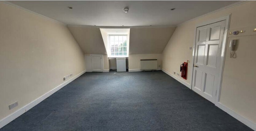 19 Wellington Sq, Ayr à vendre - Photo intérieure – Image 2 sur 4