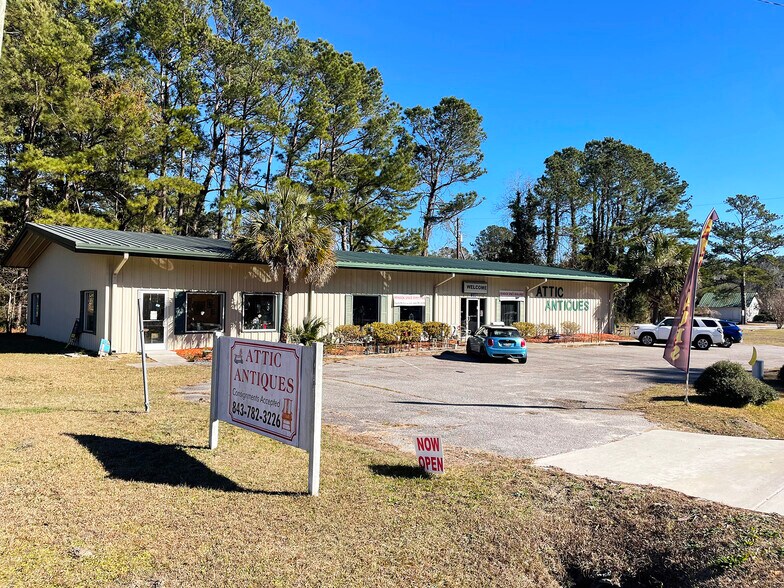 1789 Hampton St, Walterboro, SC à vendre - Photo de l’immeuble – Image 2 sur 13