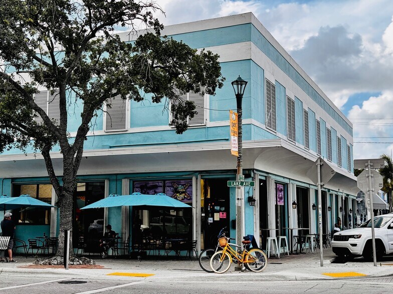 800 Lake Ave, Lake Worth, FL à louer - Photo de l’immeuble – Image 3 sur 7