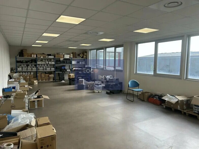 Local d’activités dans Mérignac à louer - Photo de l’immeuble – Image 2 sur 8