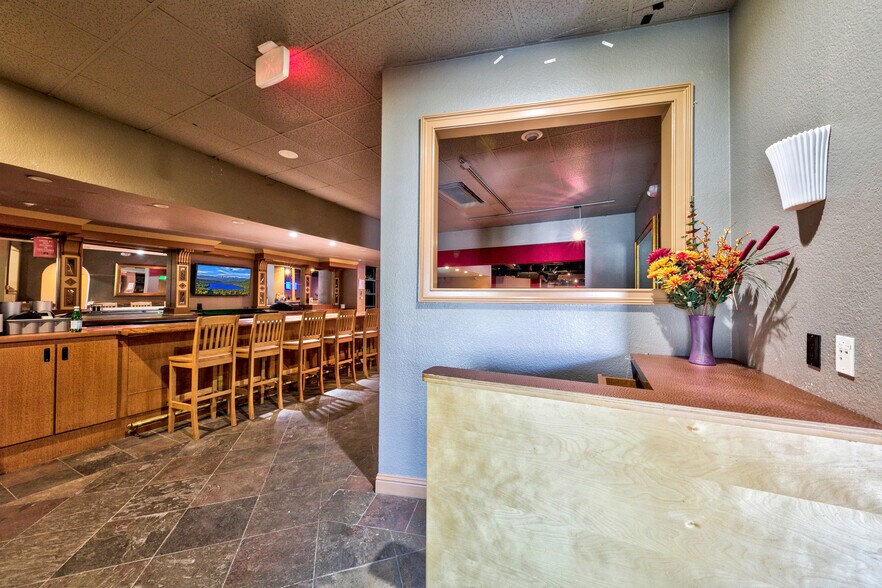 10025 US-50, Mound House, NV à vendre - Photo de l’immeuble – Image 2 sur 26