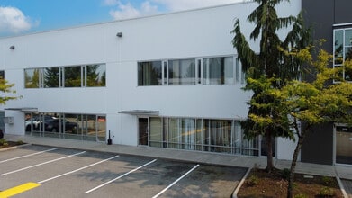 27353 58th Cres, Langley, BC à louer Photo de l’immeuble– Image 2 sur 17