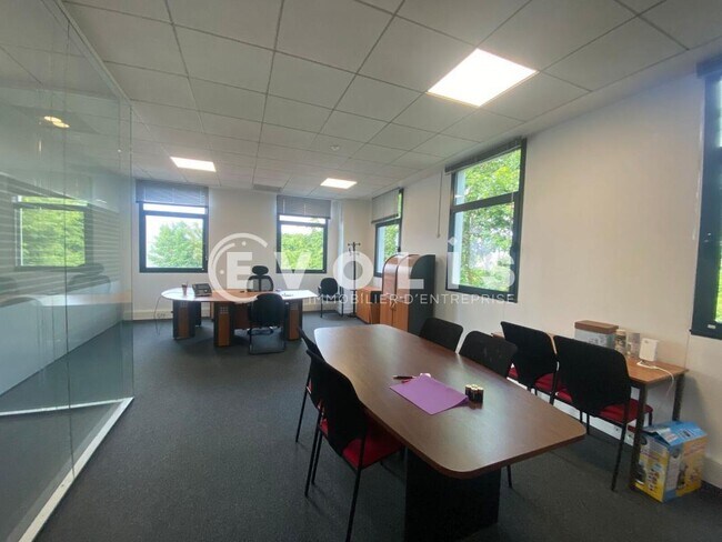 Plus de détails pour Bureau à louer
