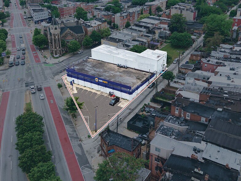 1010 W North Ave, Baltimore, MD à vendre - Photo de l’immeuble – Image 3 sur 6