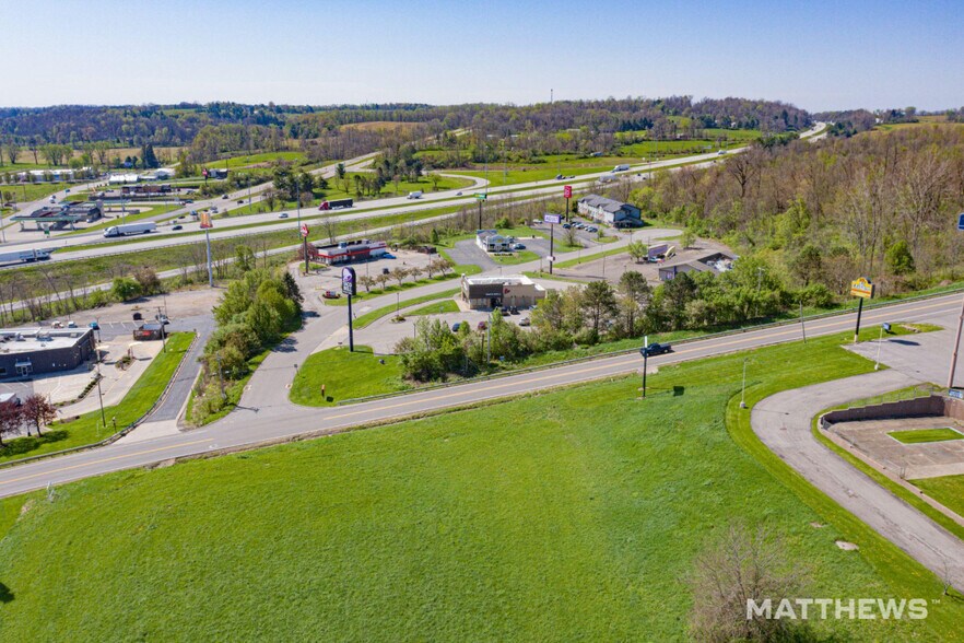 2300 Interstate Cir, Mansfield, OH à vendre - Photo de l’immeuble – Image 2 sur 5