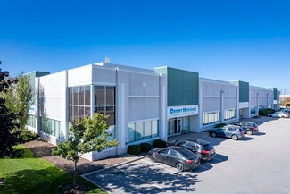 Plus de détails pour 2855 Argentia Rd, Mississauga, ON - Industriel/Logistique à louer