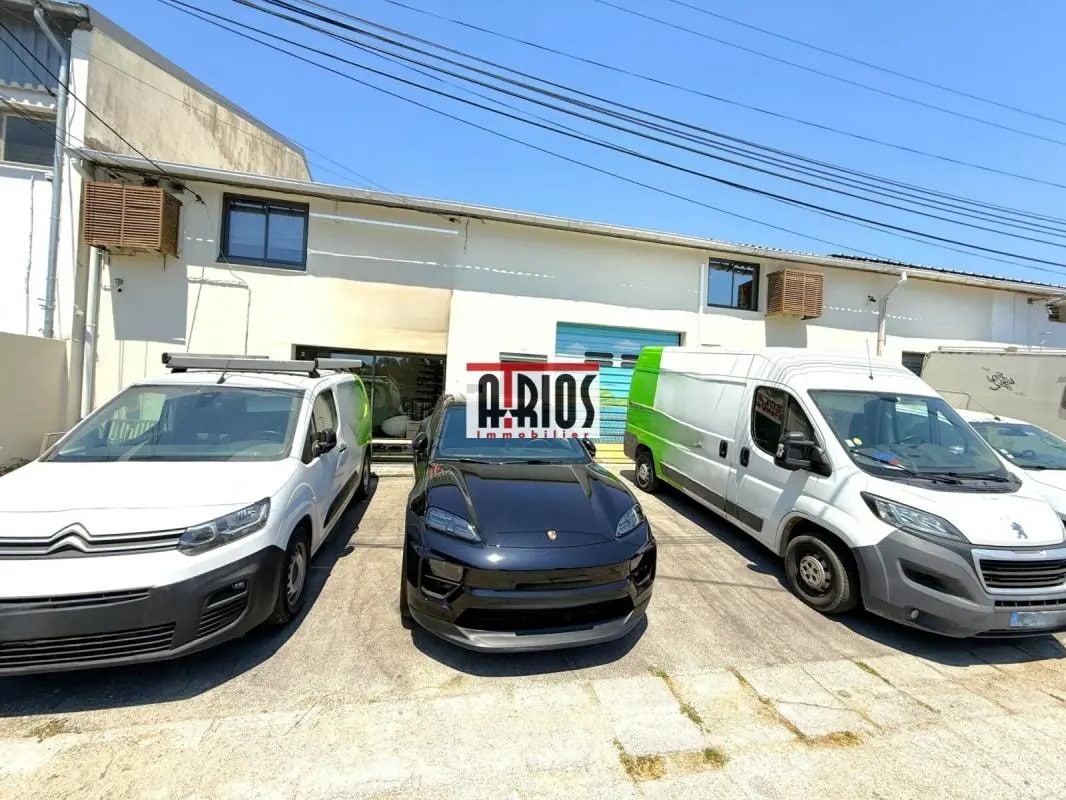 Local d’activités dans La Garde à louer Photo de l’immeuble– Image 1 sur 10