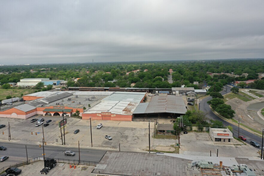 1547 S Zarzamora St, San Antonio, TX à louer - Photo de l’immeuble – Image 2 sur 6