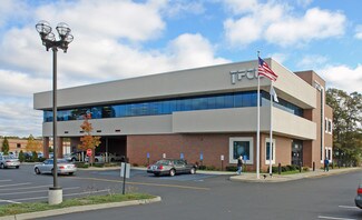 Plus de détails pour 5439 Sunrise Hwy, Holbrook, NY - Local commercial à louer