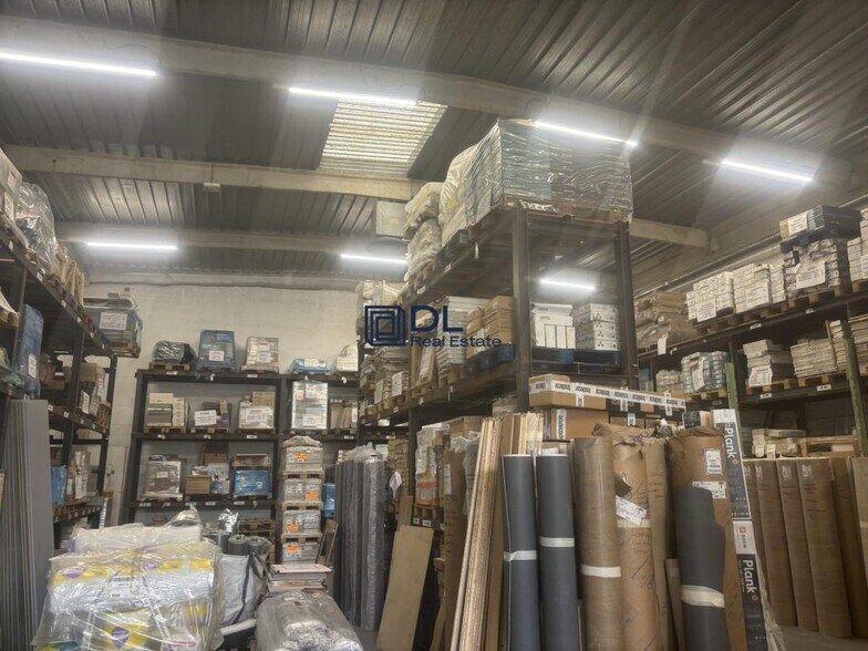Industriel/Logistique dans Torcy à vendre - Photo intérieure – Image 1 sur 4