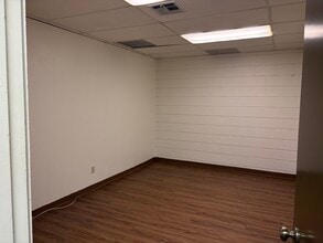 655 N Palm Canyon Dr, Palm Springs, CA à louer Photo intérieure– Image 2 sur 3